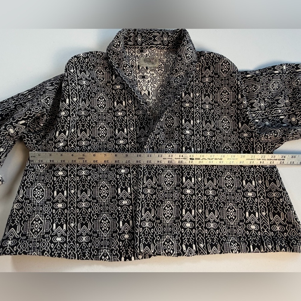 Ecoté Cropped Boxy Brocade Swing Jacket Small EUC - Picture 5 of 11